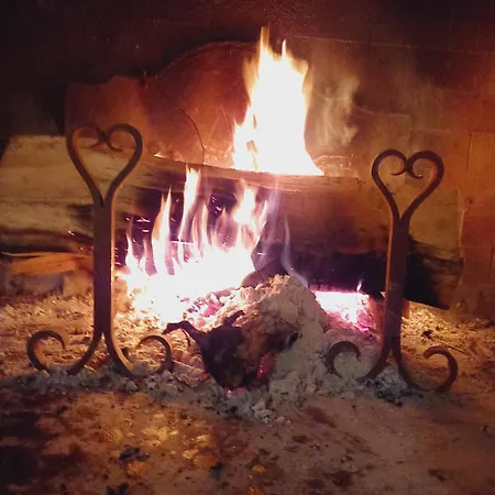 Escale Au Salagou Le Bosc (Herault)